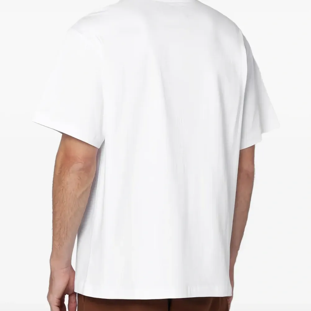 Футболка с накладным карманом