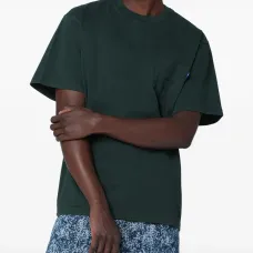 Футболка с вышитым логотипом Футболка с вышитым логотипом