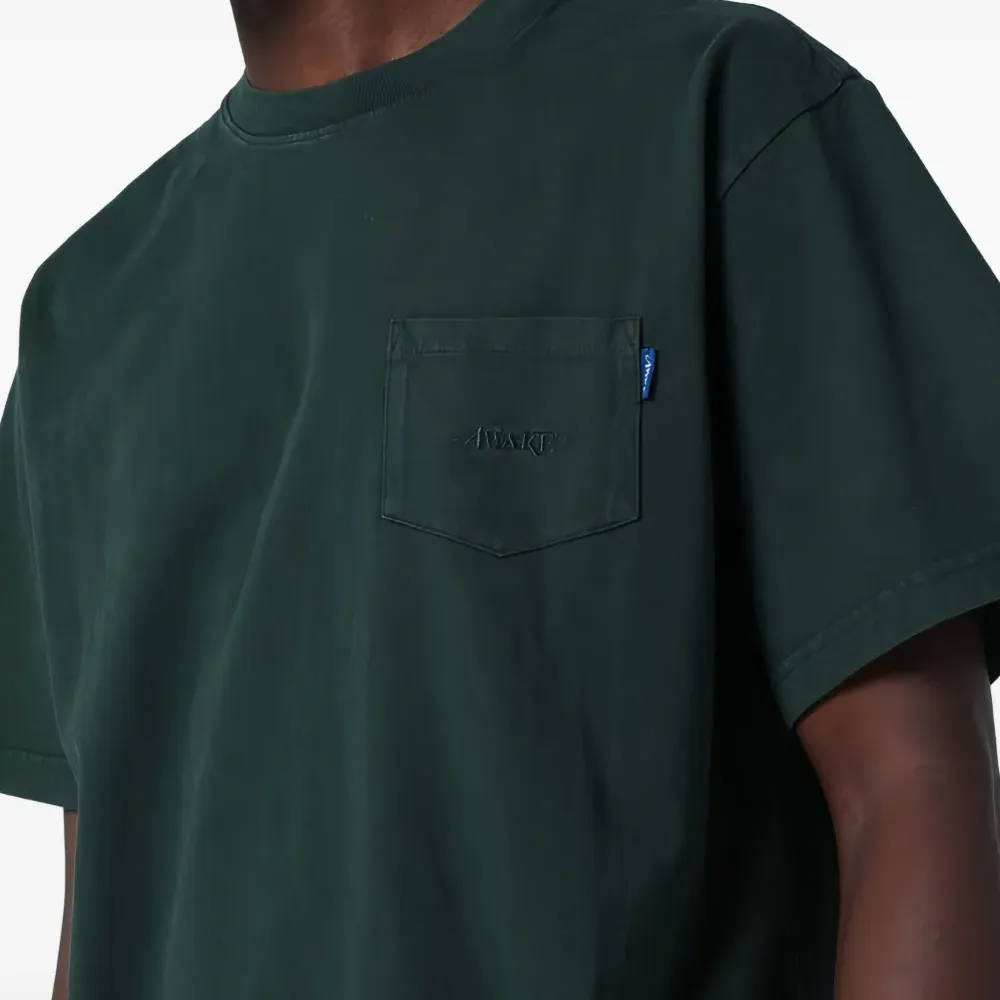 Футболка с вышитым логотипом