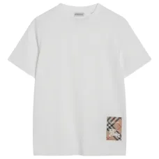 Футболка с нашивкой