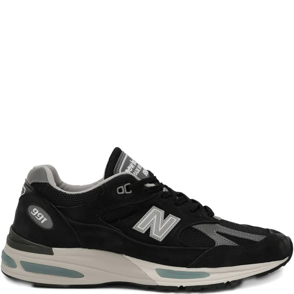 Кроссовки с логотипом 991