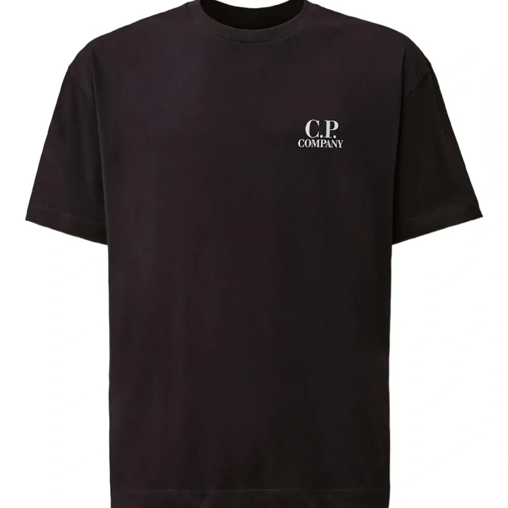 Футболка с круглым вырезом