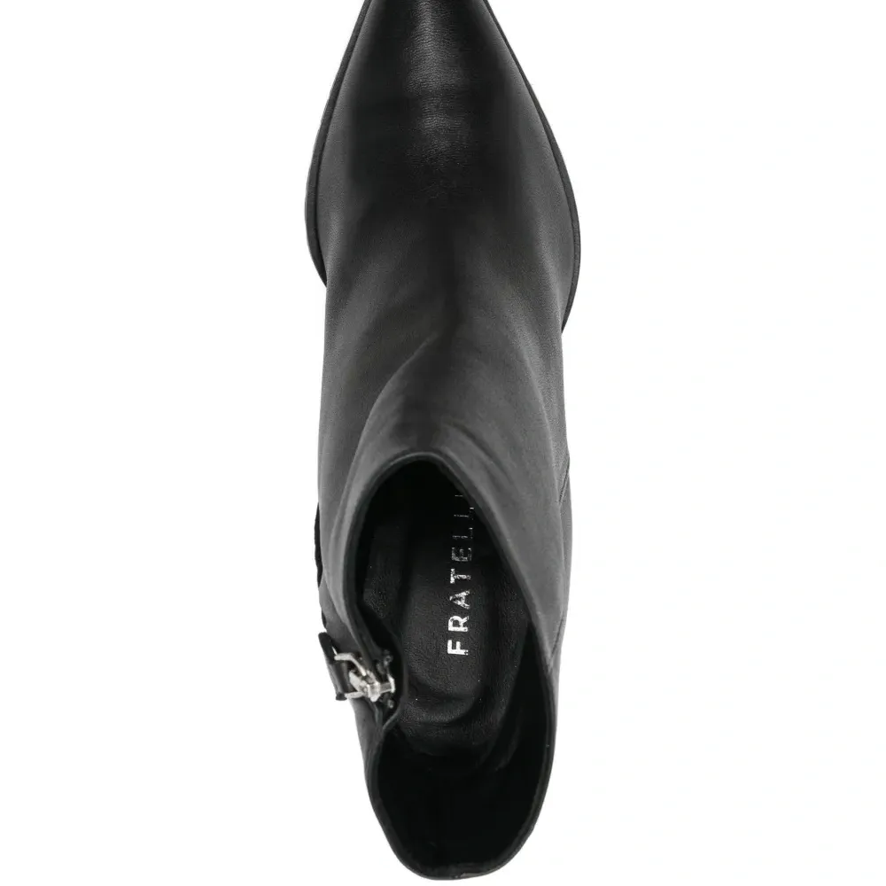 Ботильоны с заостренным носком