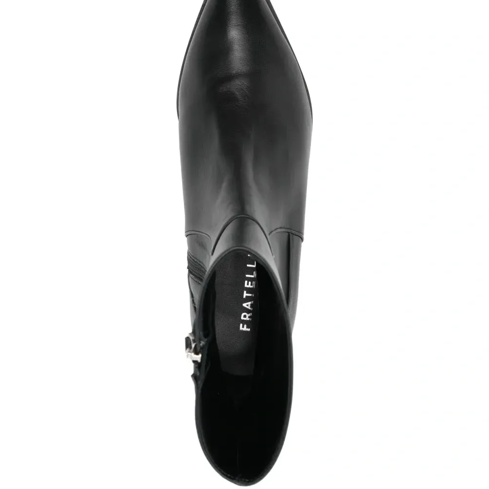 Ботильоны с заостренным носком