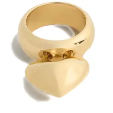 Кольцо с декоративным сердцем Кольцо с декоративным сердцем