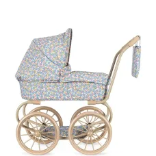 Детская коляска с цветочным узором
