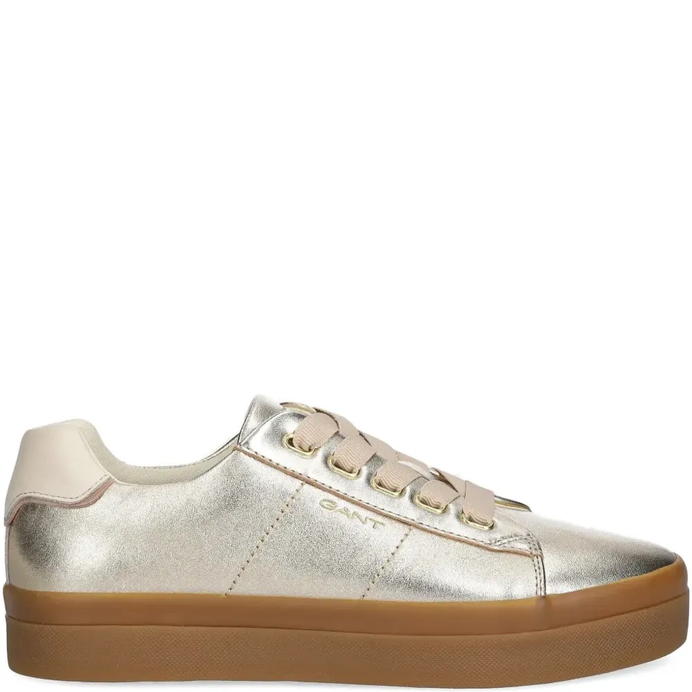 Кроссовки с лентами вместо шнурков