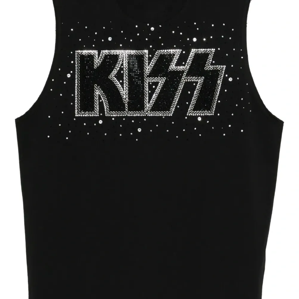 Топ с кристаллами из коллаборации с Kiss Топ с кристаллами из коллаборации с Kiss