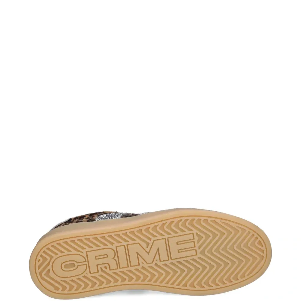 Кроссовки с леопардовым принтом и блестящими деталями