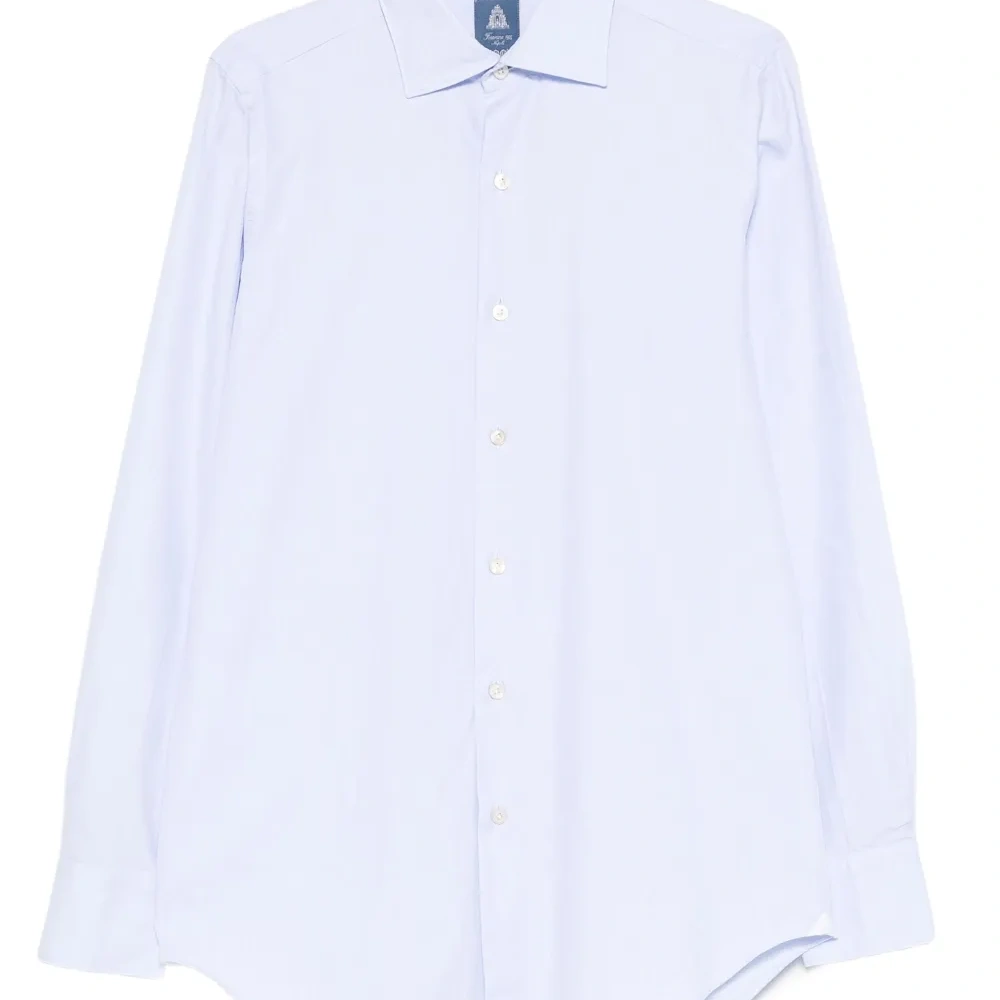 Рубашка на пуговицах