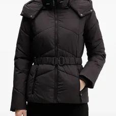 Стёганая куртка на молнии