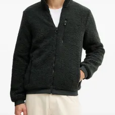 Куртка на молнии Куртка на молнии