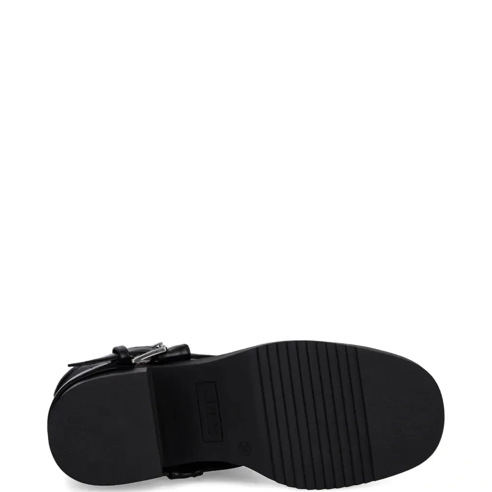 Ботинки с пряжками