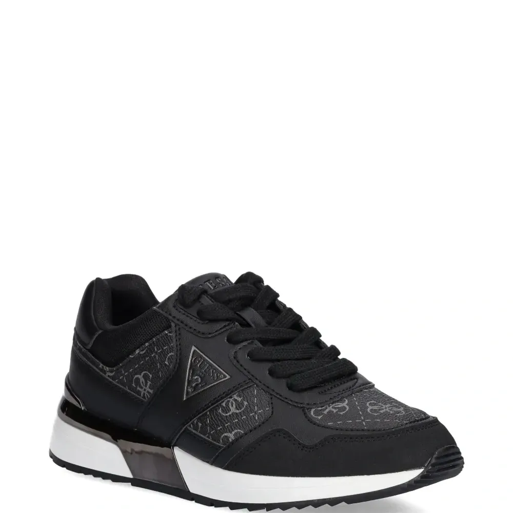 Кроссовки Mickay с логотипом 4G