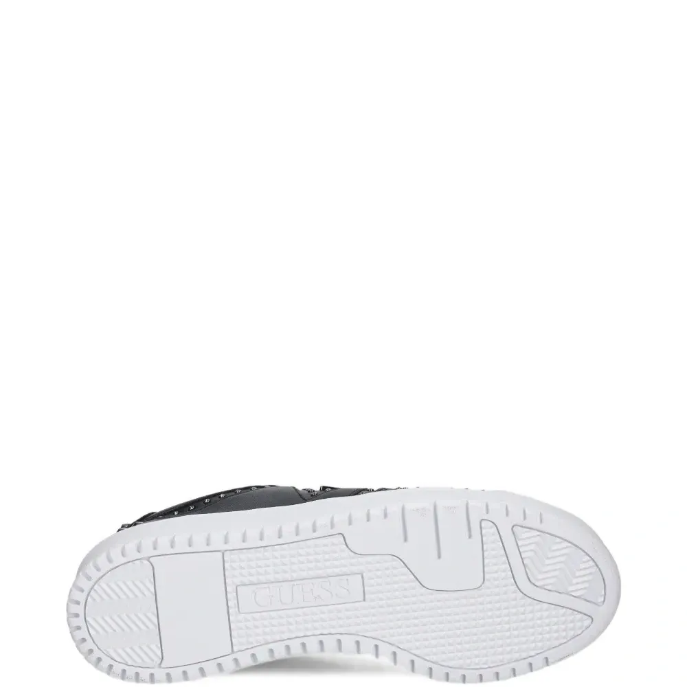 Кроссовки Mogana с заклепками