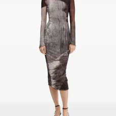 Платье миди с принтом и длинными рукавами