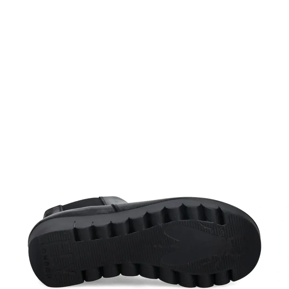 Челси на танкетке