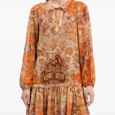 Платье с завязками