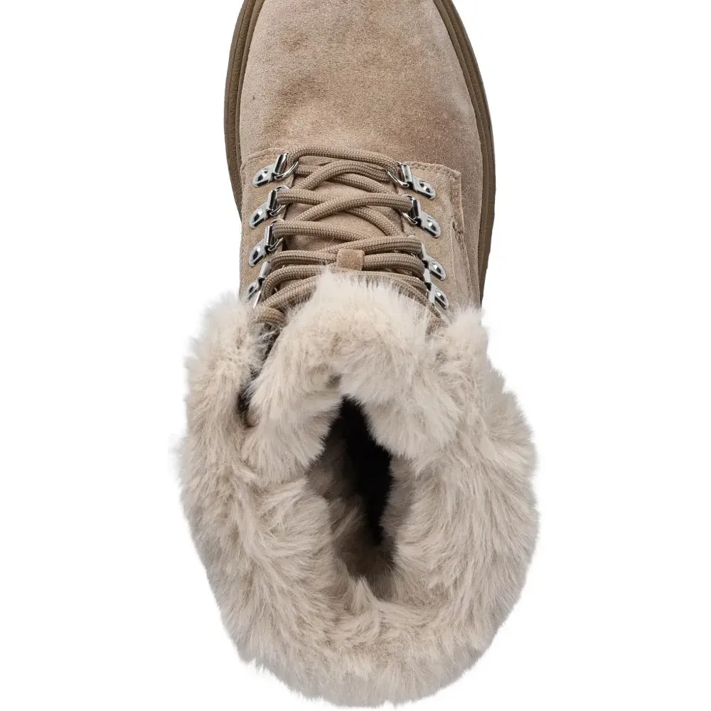 Ботильоны на шнуровке Ботильоны на шнуровке