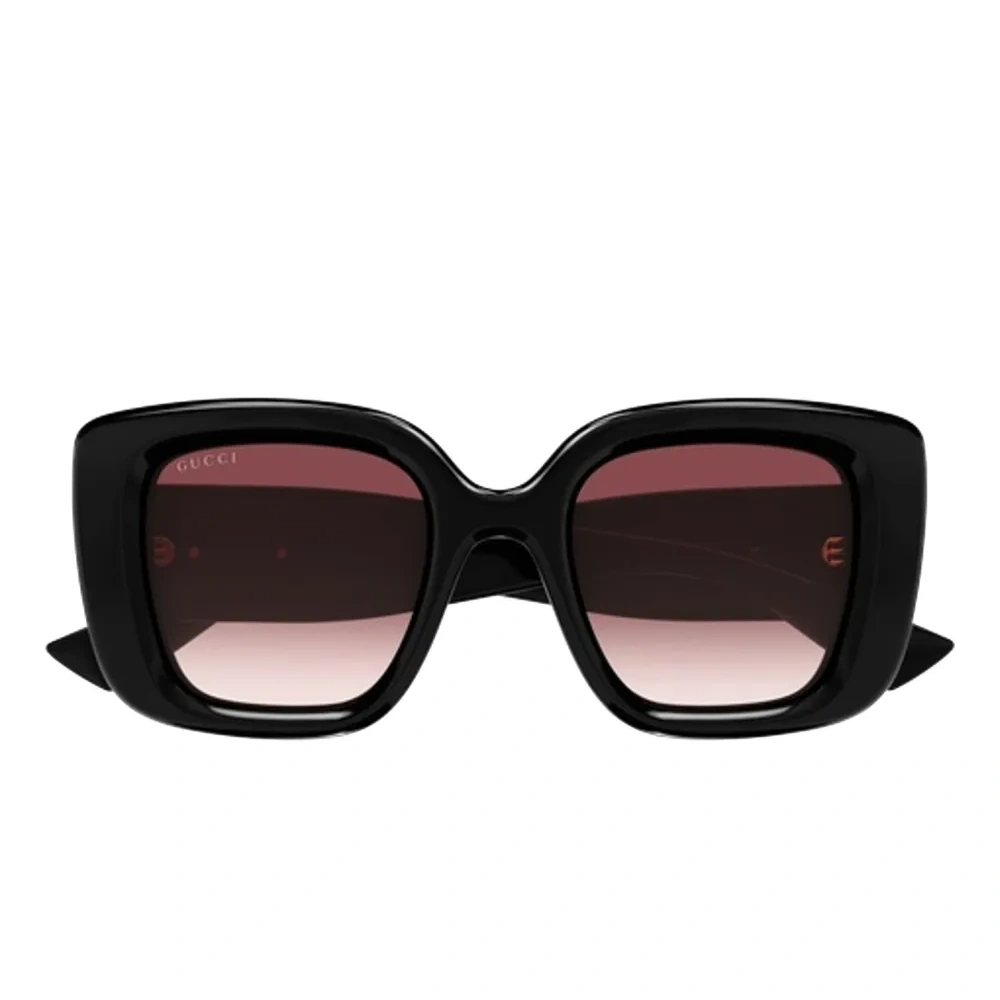 Солнцезащитные очки квадратной формы