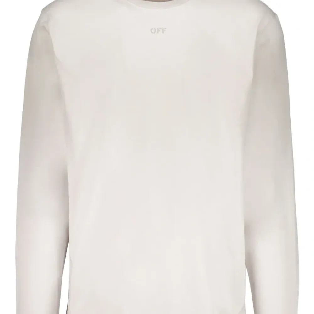 Футболка с длинными рукавами и круглым вырезом