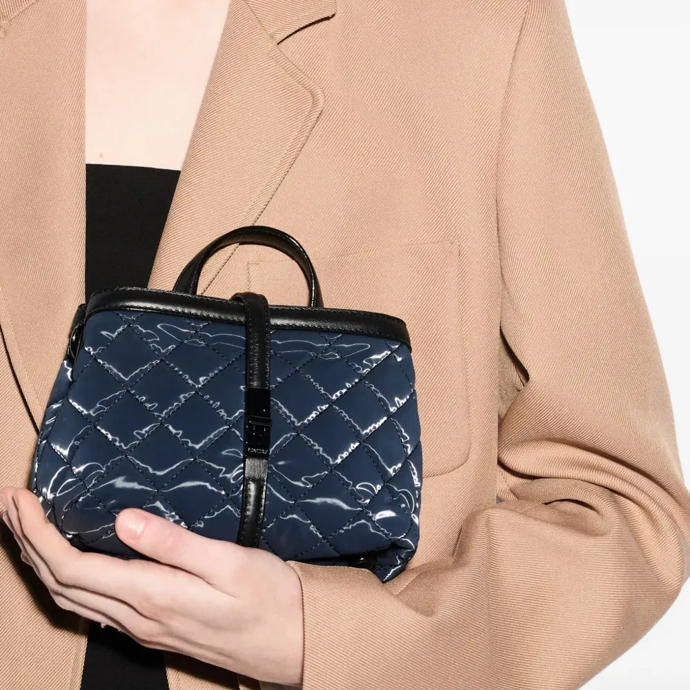 Мини-кроссбоди Astor стеганая с верхней ручкой