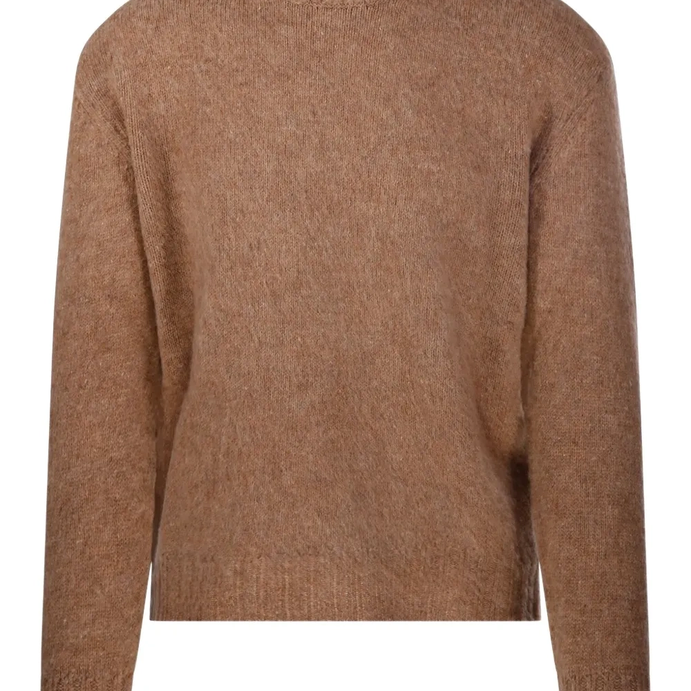 Джемпер с круглым вырезом