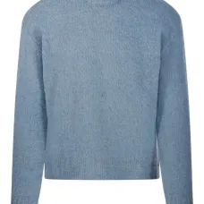 Свитер с круглым вырезом