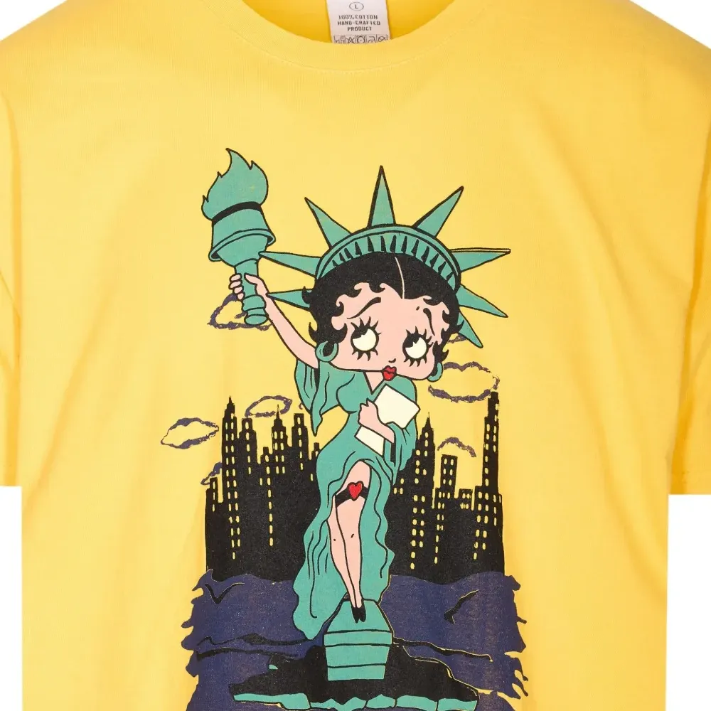 Футболка Betty с принтом Liberty