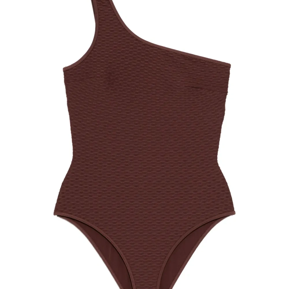 Купальник с асимметричным вырезом