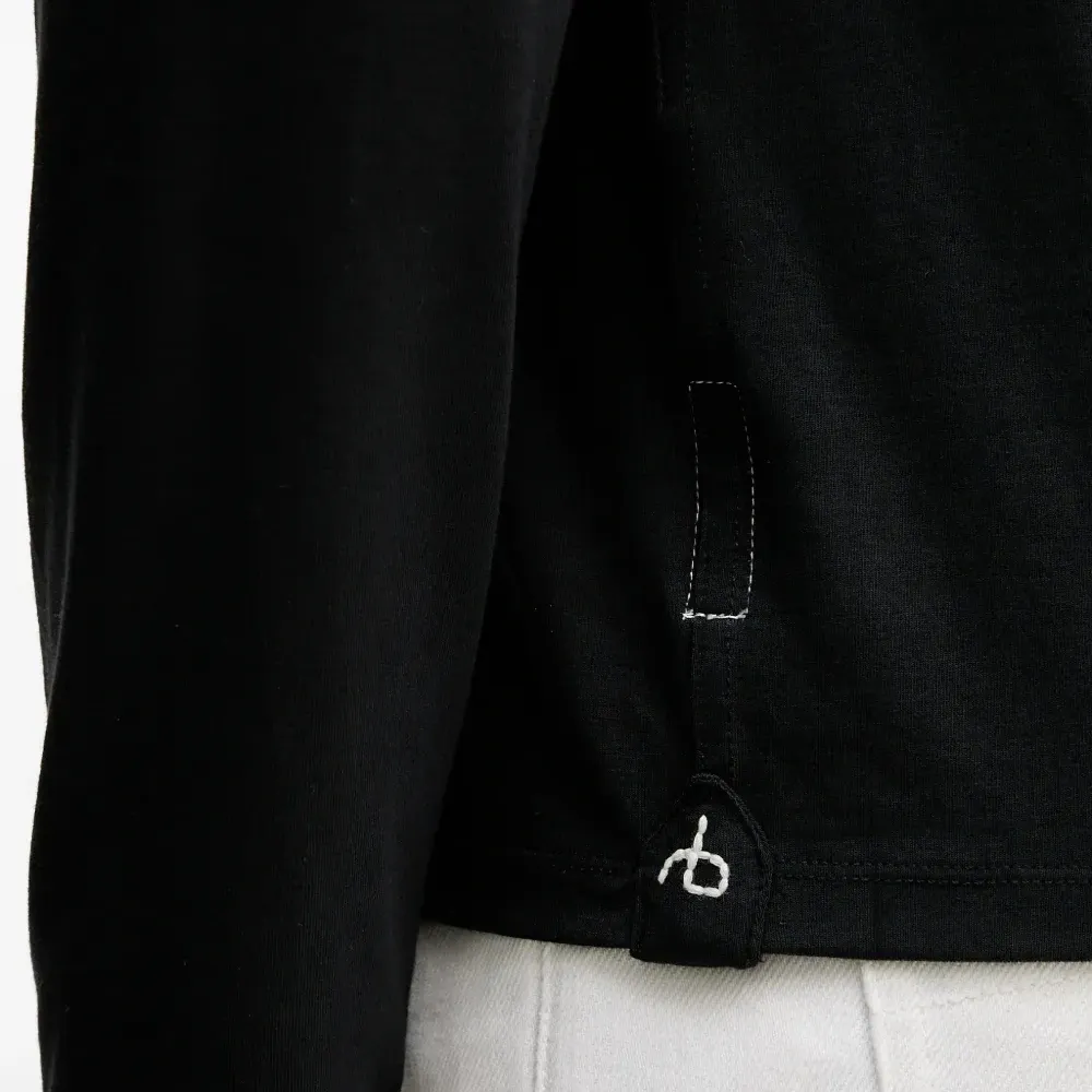 Футболка с длинными рукавами