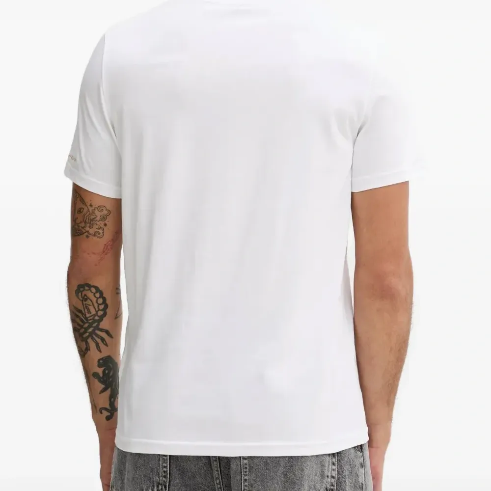 Футболка с принтом в виде капли