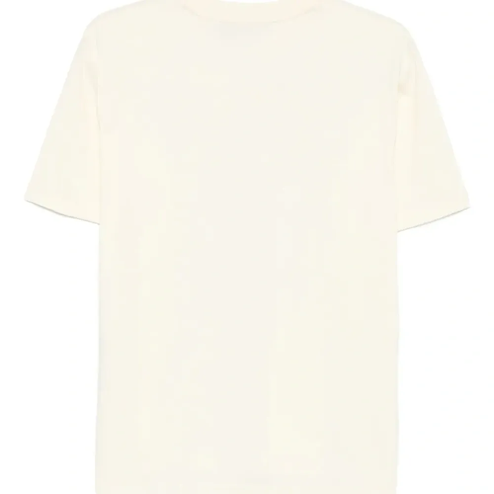 Футболка с логотипом