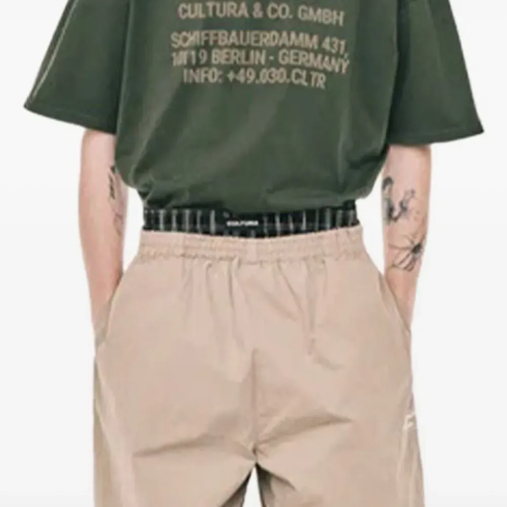 Футболка с круглым вырезом