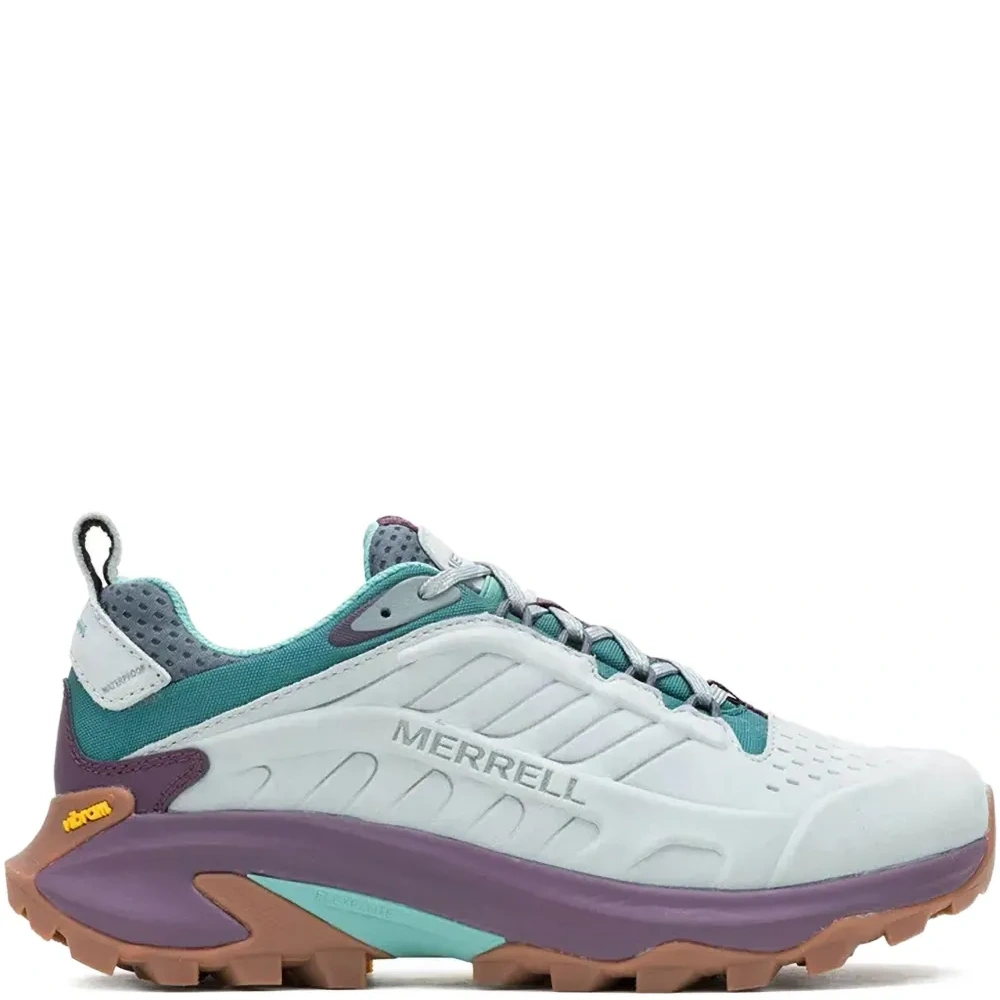 Кроссовки со вставками