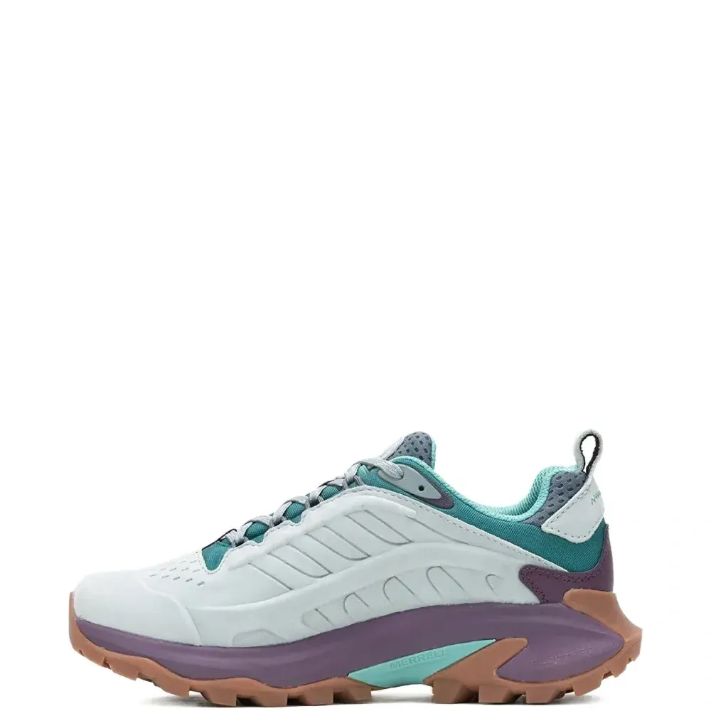 Кроссовки со вставками