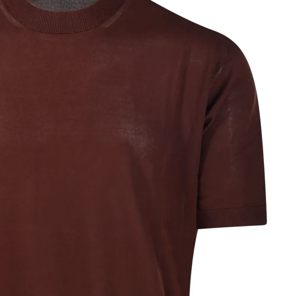 Футболка с круглым вырезом