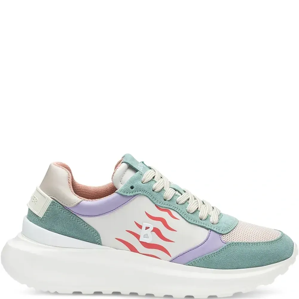 Декорированные кроссовки