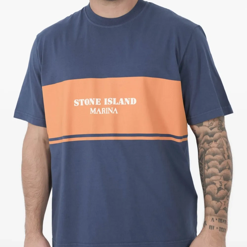 Футболка с логотипом