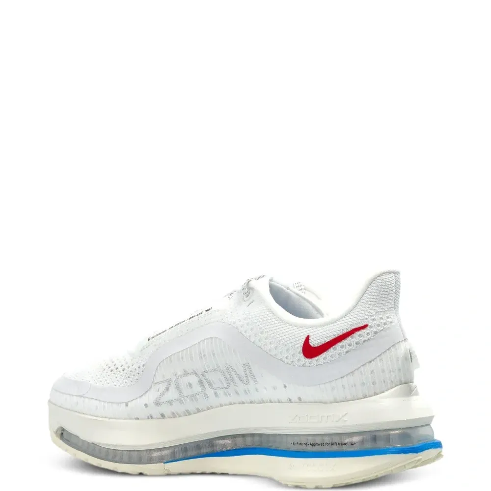 Кроссовки Pegasus с нашивкой-логотипом Кроссовки Pegasus с нашивкой-логотипом