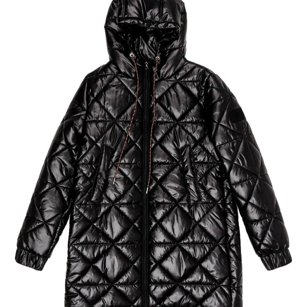 Стеганое пальто с капюшоном