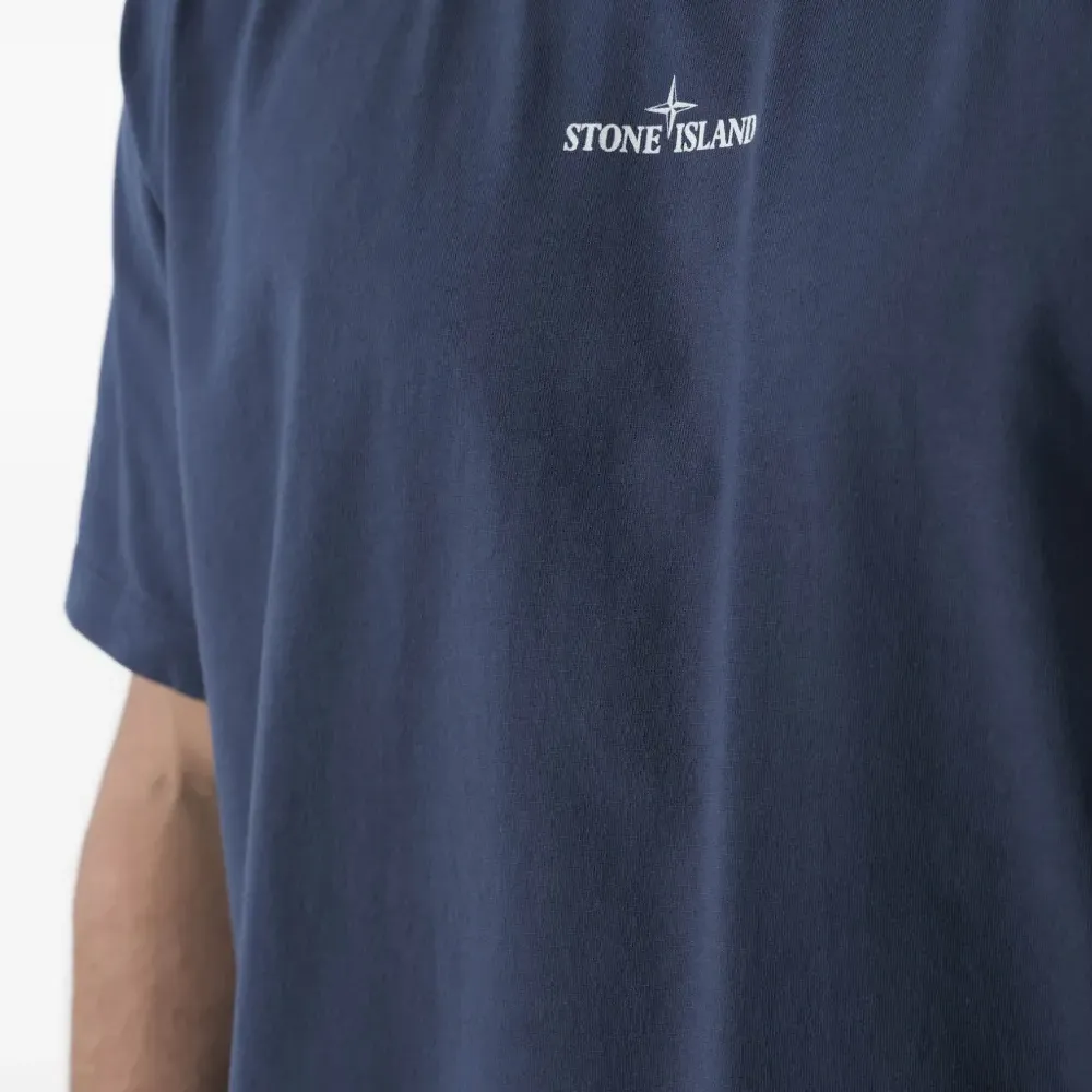 Футболка с графичным принтом