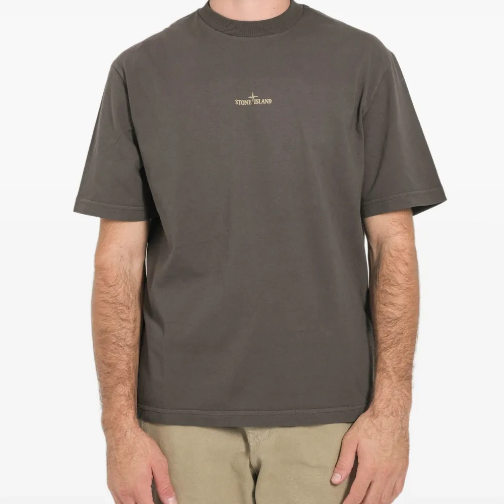 Футболка с короткими рукавами