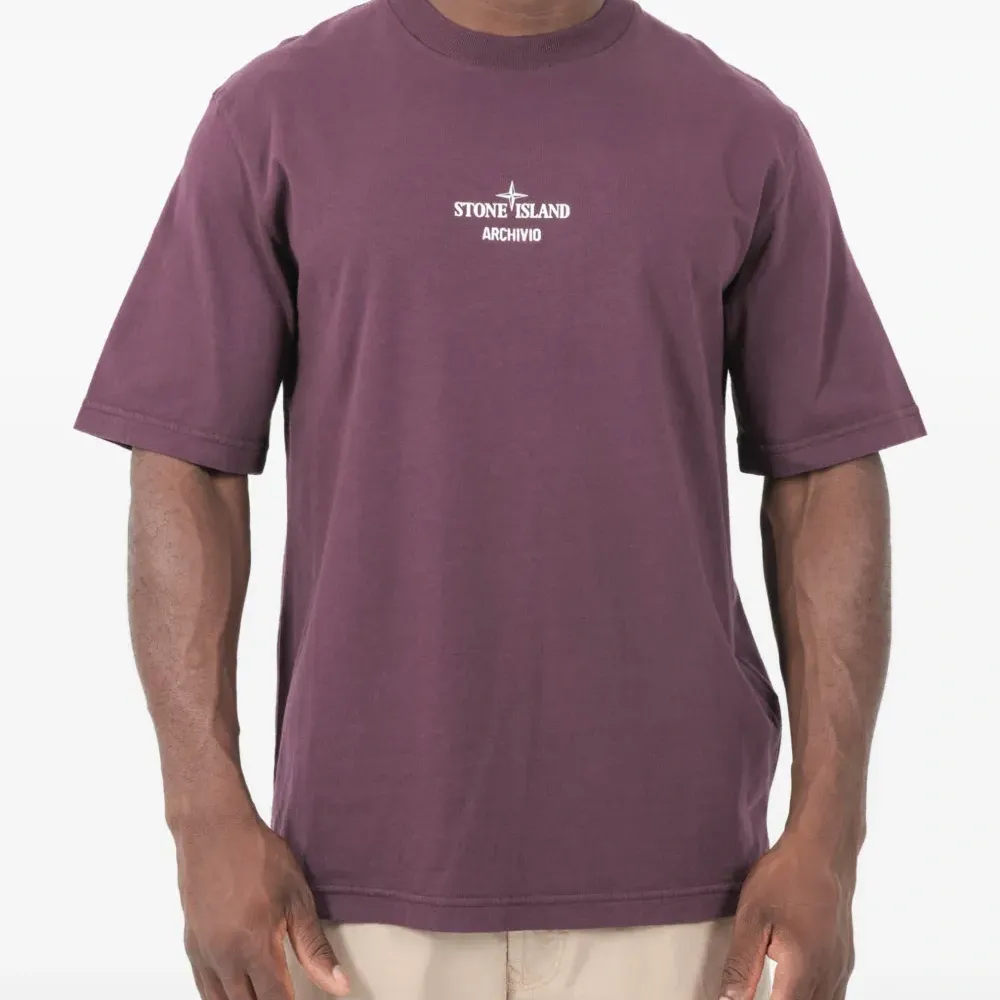 Футболка с логотипом