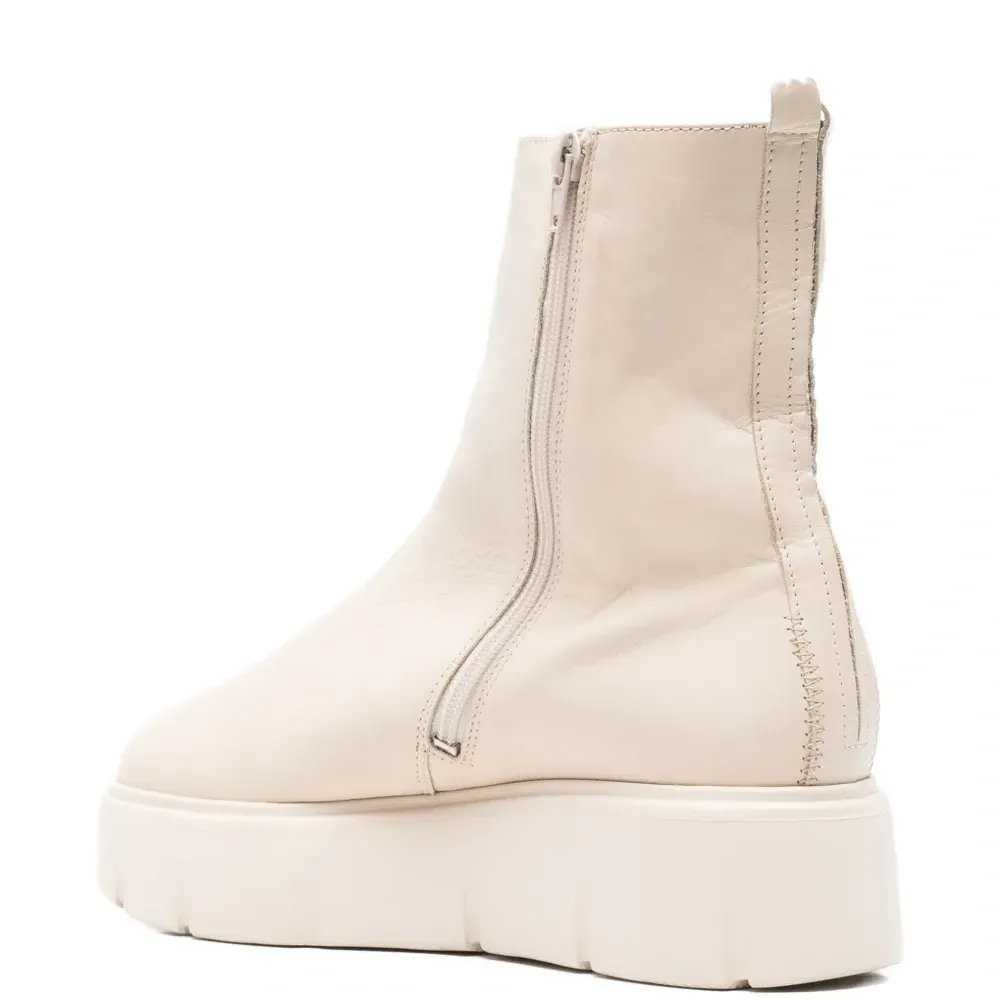 Ботинки на платформе