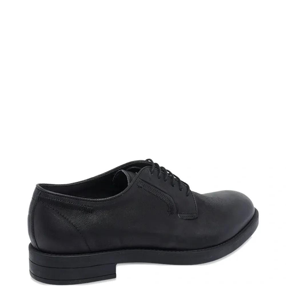 Кожаные туфли на шнуровке