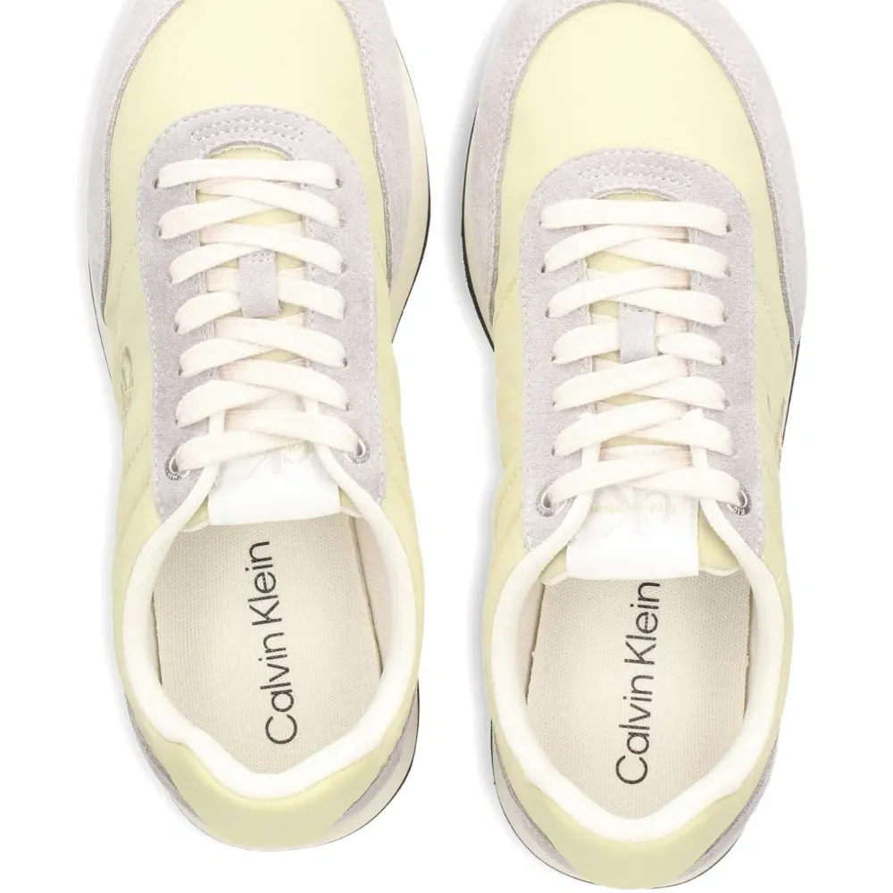 Ретро кроссовки Runner