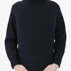 Свитер в рубчик с высоким воротником