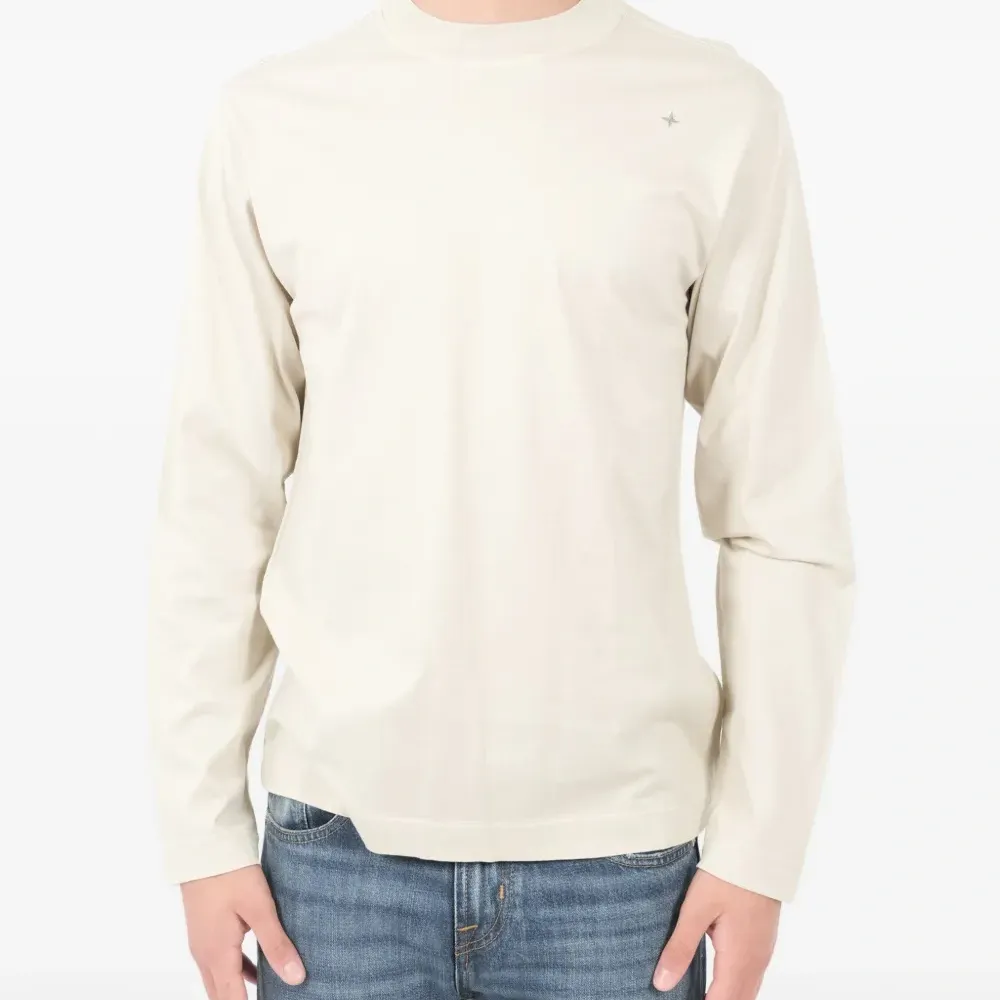 Футболка с длинными рукавами