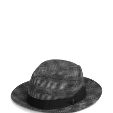 Федора с клетчатой лентой